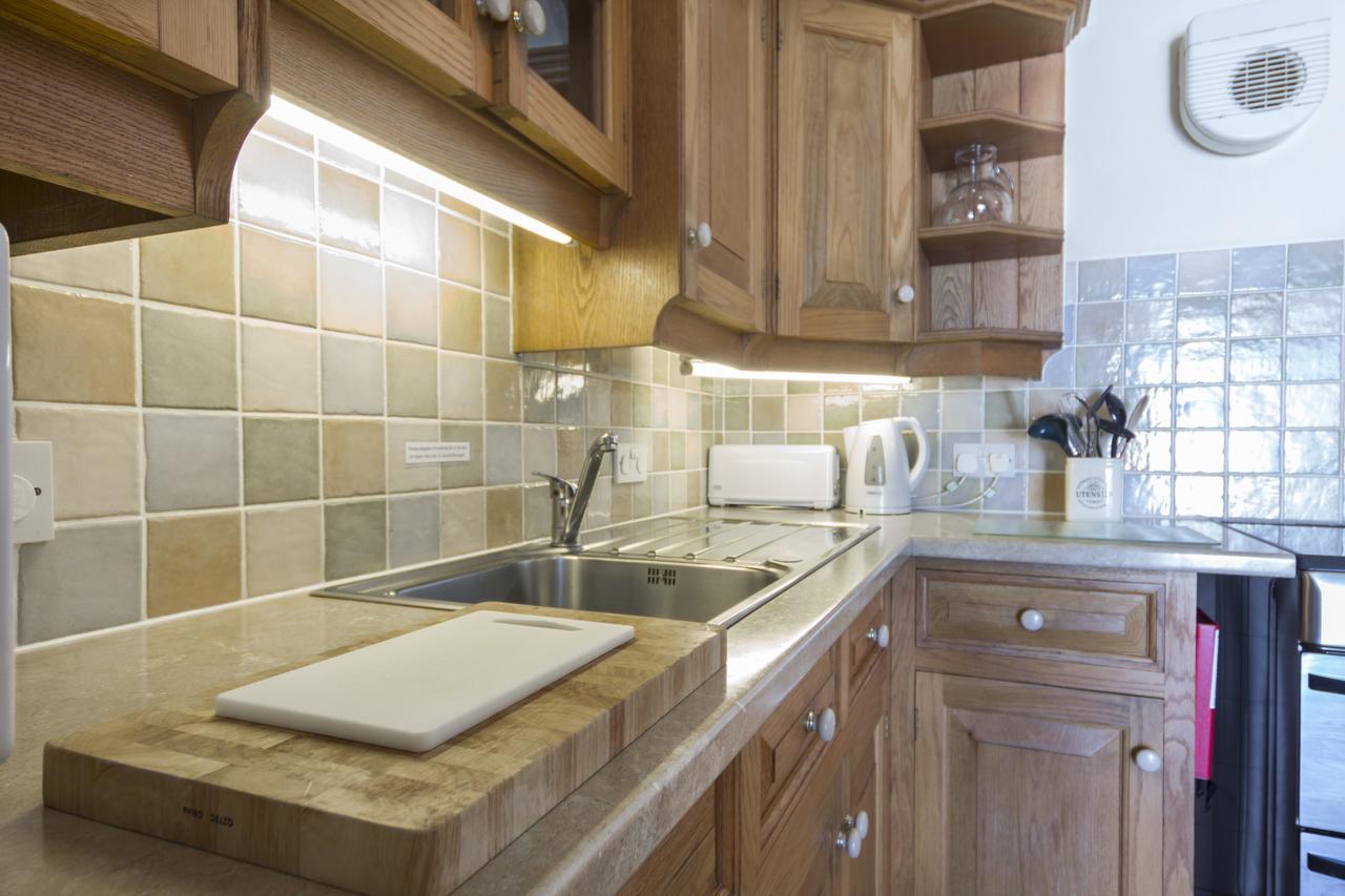 Three Gates Farm Holiday Cottages Huntsham Εξωτερικό φωτογραφία
